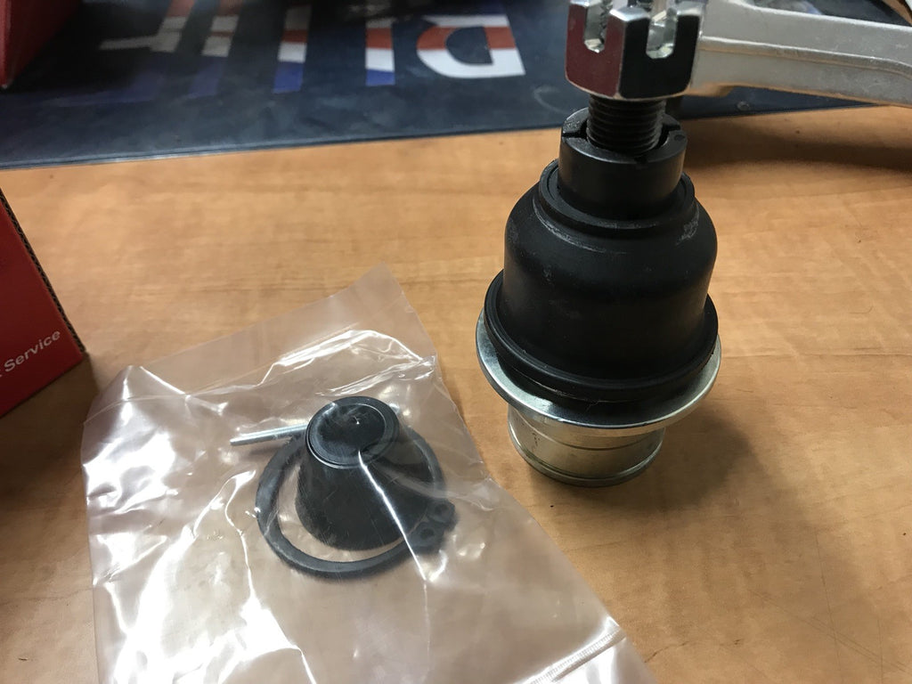 FOR NISSAN 350Z INFINITI  FAIRLADY Z33 LOWER CONTROL WISHBONE ARM BALL JOINT LH