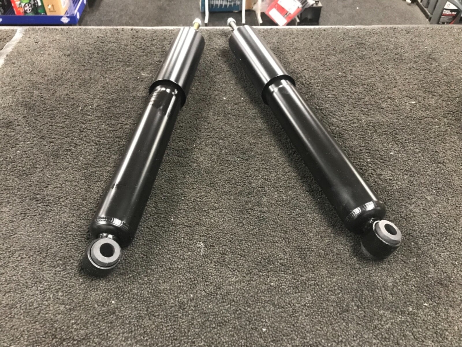 SSANGYONG REXTON MK1 2003-2007  2.7 2.9 3.2 REAR SHOCK ABSORBER PAIR  LH RH