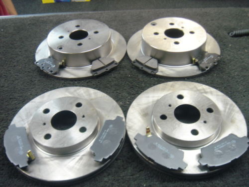 FOR HYUNDAI I30 1.6 CRDI  FRONT & REAR BRAKE DISCS & PADS