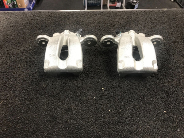 BMW 1 SERIES E81 E87 3 SERIES 320  E90 REAR BRAKE CALIPERS LEFT AND RIGHT SIDE