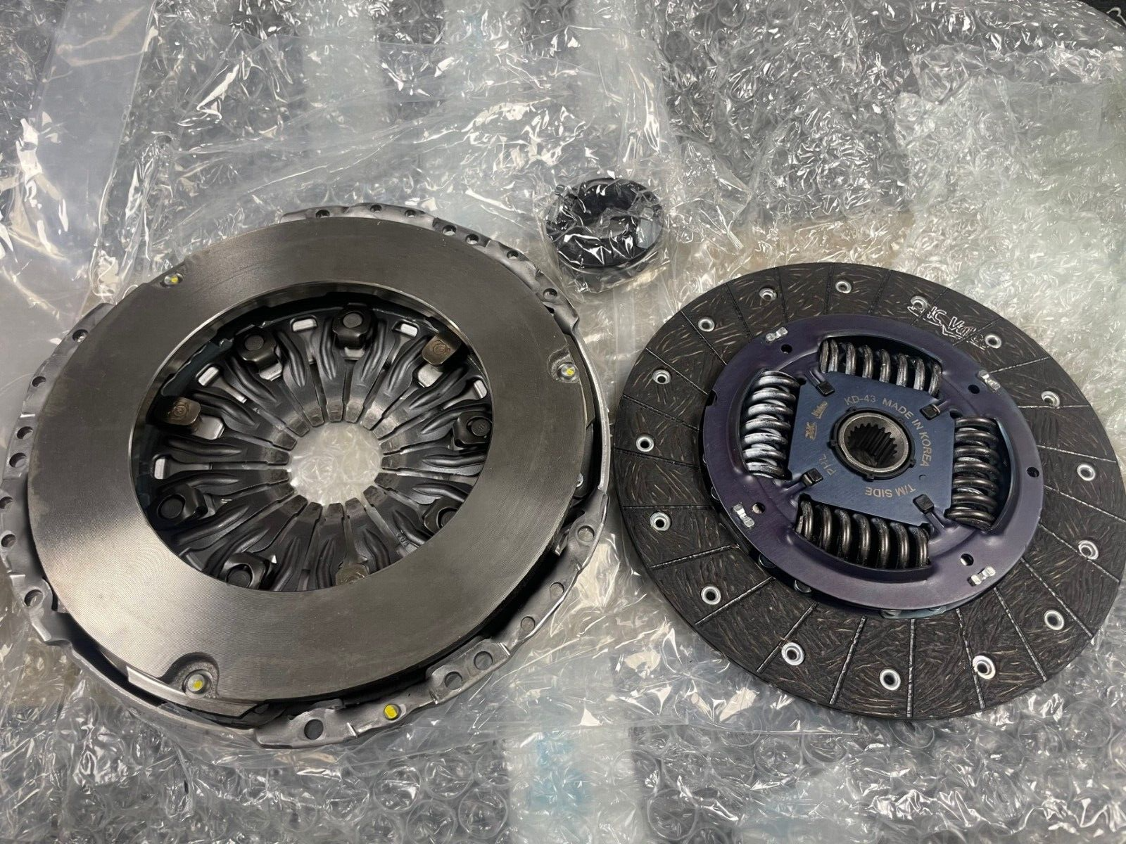 FOR HYUNDAI  i20 i30 1.4 1.6CRDI KIA CEED PROCEED SOUL SPORTAGE CLUTCH KIT  3PCE