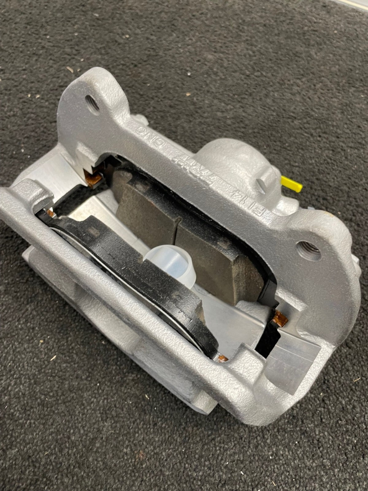 AUDI A3 TFSi TDi 8V OS RH FRONT BRAKE CALIPER COMPLETE CARRIER  340