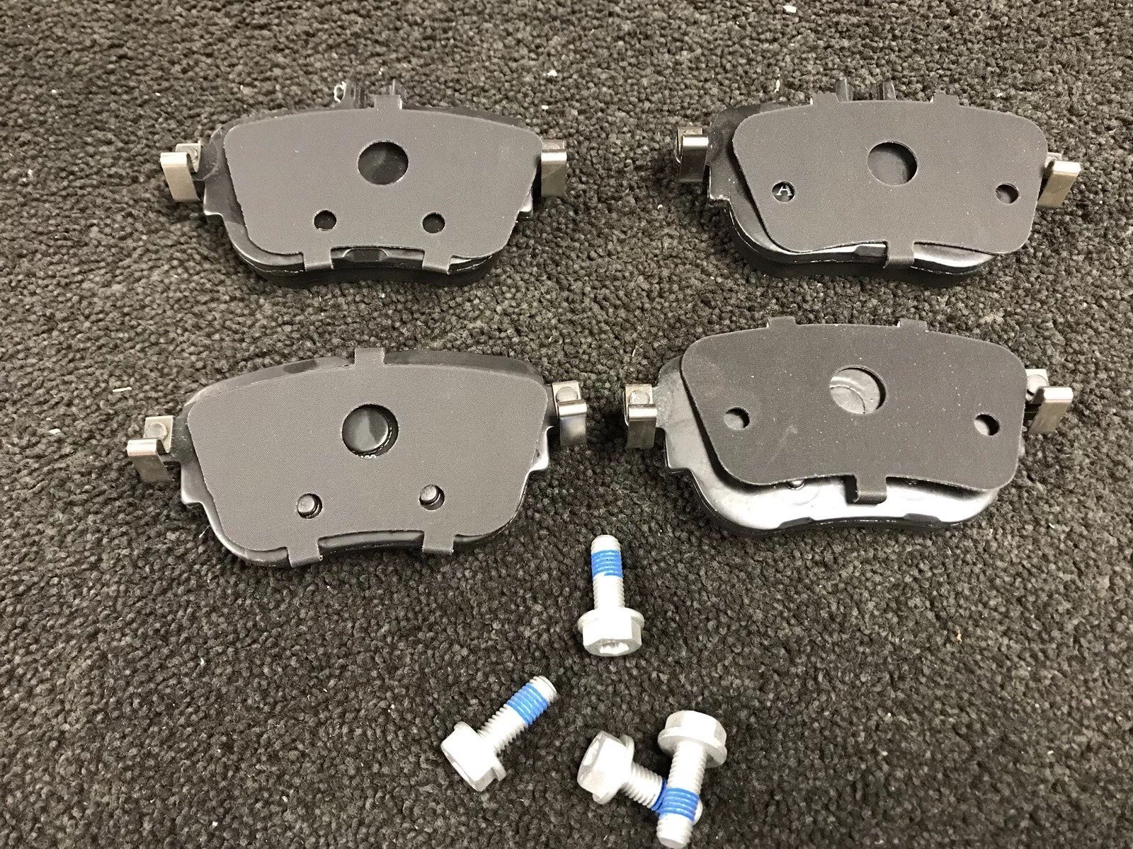 REAR BRAKE PADS SET FOR MERECEDES E CLASS 2016 ON W213 S213  E200 E220 E300 
