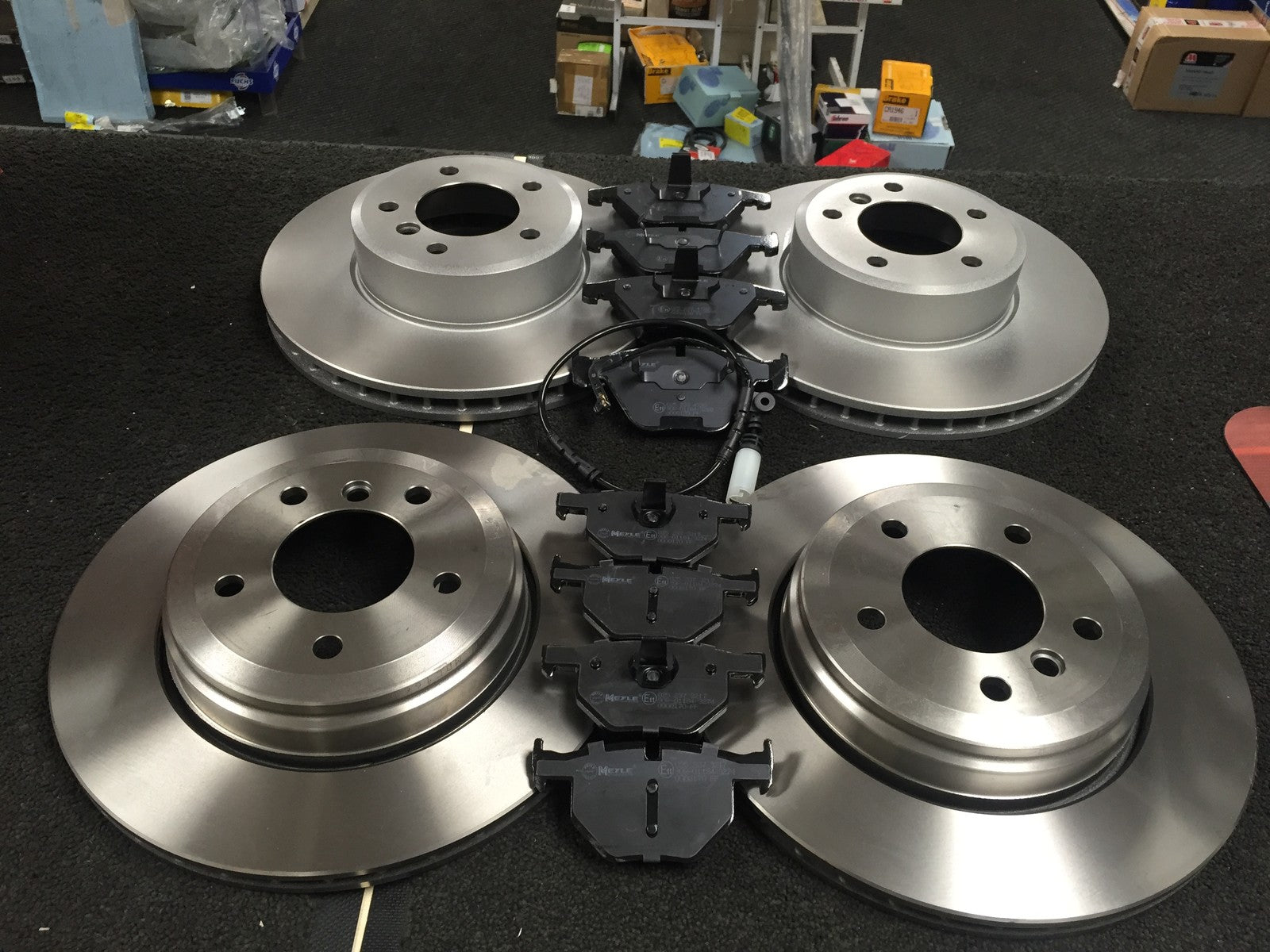 6 SERIES 640D M SPORT (F13)  FRONT REAR BRAKE DISCS BRAKE PADS AND WIRE SENSORS