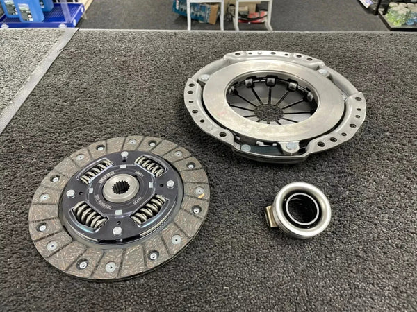 3PCE CLUTCH KIT AGILA BALENO SWIFT IGNIS 1.3 1.5 WAGON R+ 1.3 EXEDY NEW