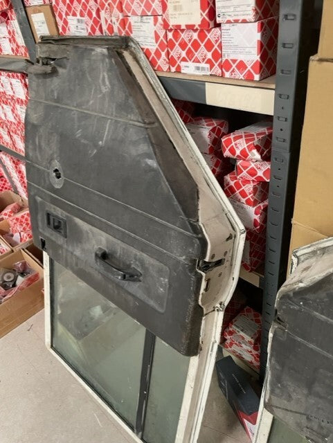 DEFENDER 110 130 TD TDi SECOND ROW DOORS- COMPLETE ASSMEBLED PAIR