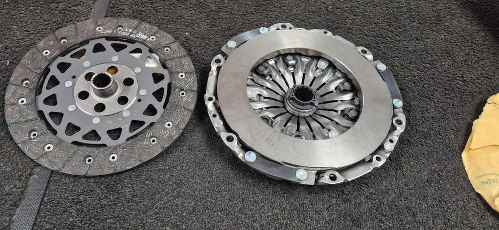 3 PCE CLUTCH KIT MINI COOPER S SD ALL4 JOHN WORKS  2.0TD R55 R56 R57 R59 R60 R61