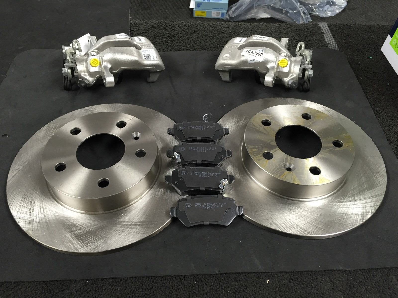 FOR VAUXHALL ASTRA G MK4 ZAFIRA SRi GSi TURBO REAR BRAKE DISC BRAKE CALIPER SET