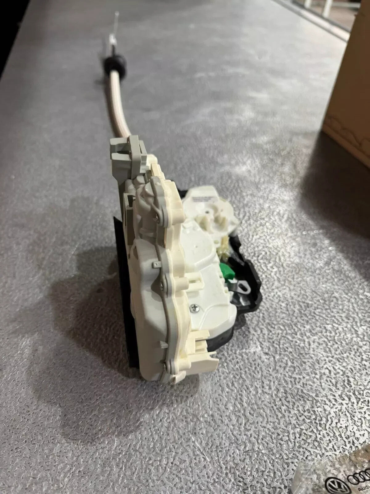 AUDI Q7 BENTAYGA FRONT DRIVERS DOOR LOCK 4M2837016F GENUINE BRAND NEW