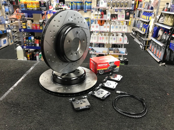 BMW 335D MSPORT F30 DIMPLED GROOVED BRAKE DISCS 345MM MINTEX  BRAKE PADS REAR