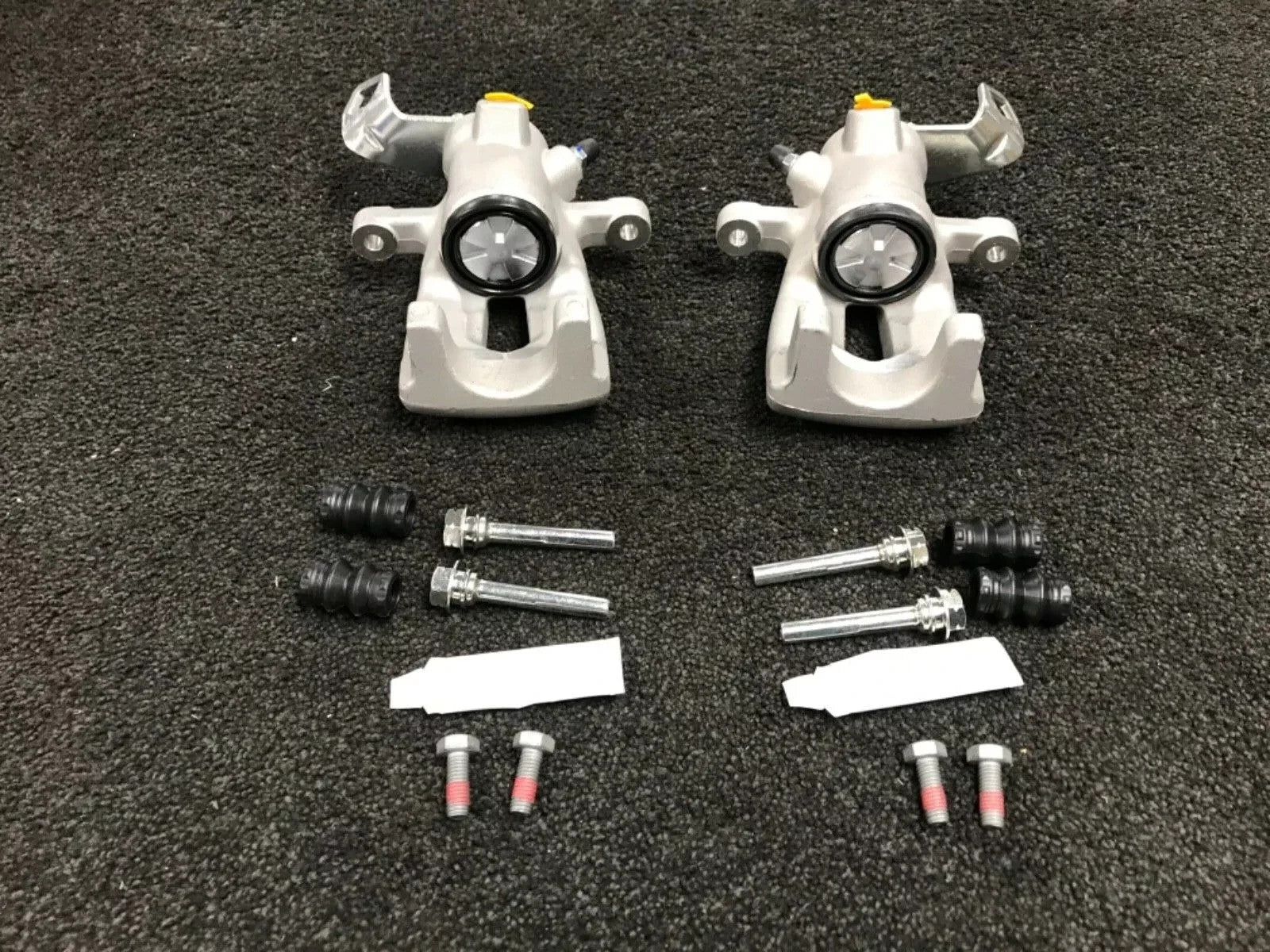 2 REAR BRAKE CALIPER SLIDER GUIDE PINS MINI COOPER CLUBMAN S SD JCW 06-15 