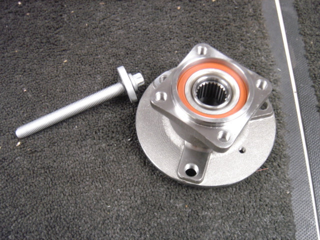 SMART CAR CITY CABRIO PURE PULSE PASSION ROADSTER FORTWO WHEEL BEARING HUB REAR