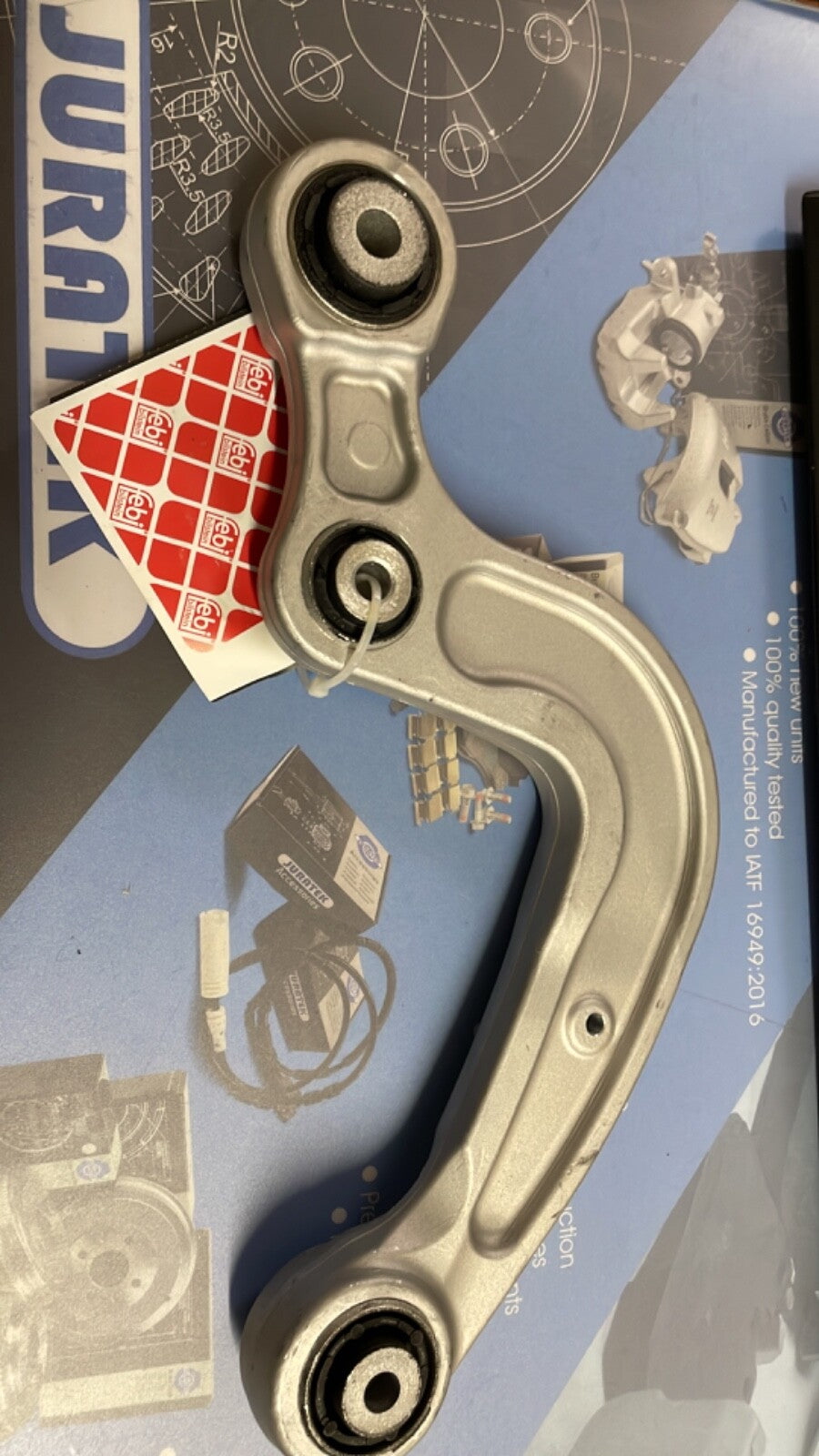 TRACK CONTROL ARM FOR AUDI A4 A5 S5 S4 (B9) 2015-> / 8W0505324F / RIGHT 