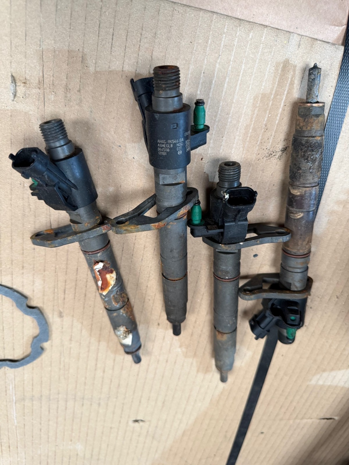Genuine Land Rover 3.0L TDV6 SDV6 Diesel Fuel Injector 9X2Q9K546DB SPARE REPAIR