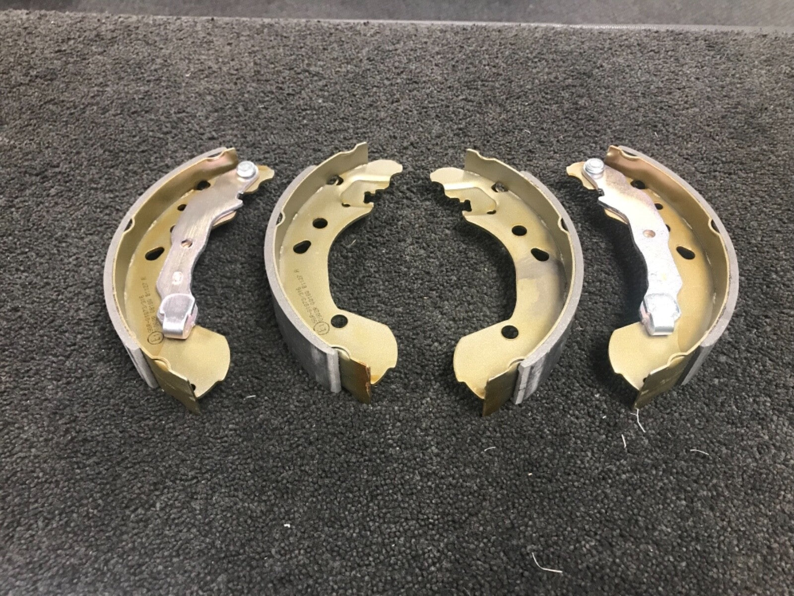 FOR NISSAN MICRA K12 BRAKE SHOES REAR NEW SET 2003 TO 2007