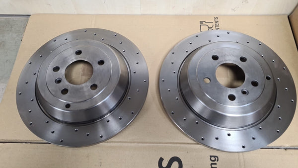 FOR MERCEDES ML300 ML320 ML350 W164 R280 R350 W251 REAR  DRILLED BRAKE DISCS