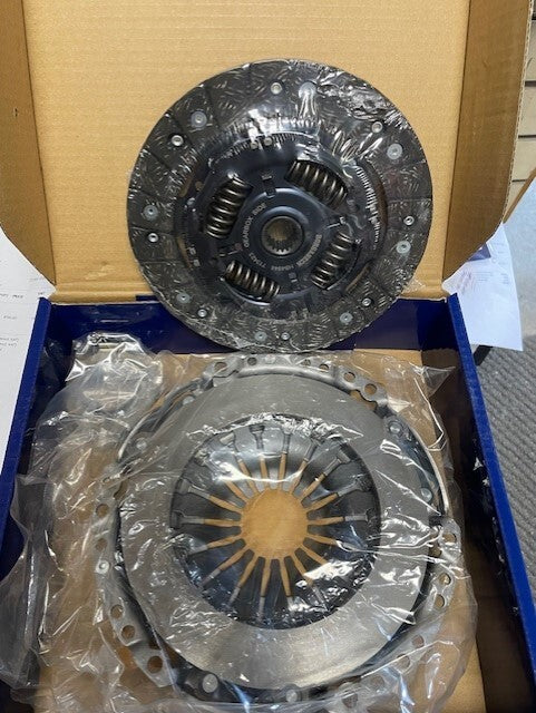 FOR TOYOTA YARIS TR VVT-I MM (MK2 (NSP90))  SEMI AUTOMATIC CLUTCH KIT