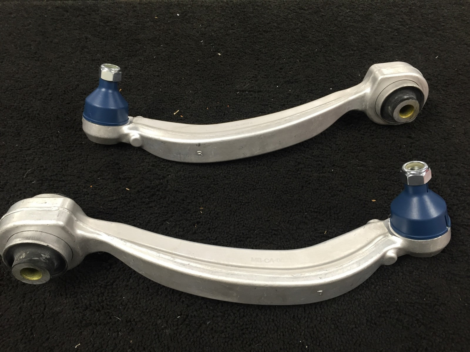 FOR MERCEDES C CLASS W204 S204 FRONT LOWER CONTROL ARM BALL  JOINT LEFT RIGHT