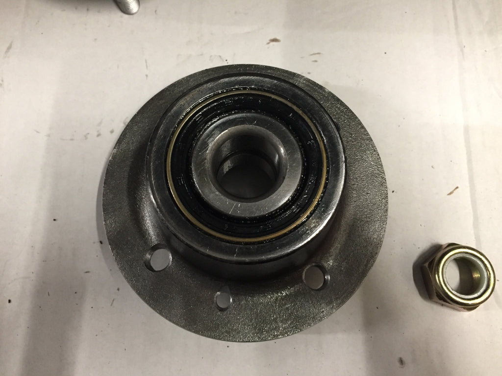 RENAULT MEGANE SCENIC FUEGO SAFRANE RAPID ESPACE REAR WHEEL BEARING HUB NON ABS 