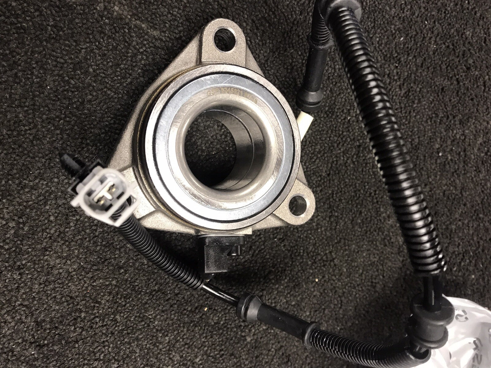 FRONT WHEEL BEARING HUB ABS SENSOR SSANGYONG REXTON MK1 2004-2006 6 STUD 