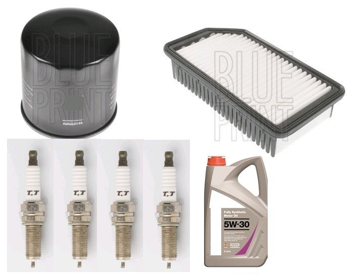 FOR HYUNDAI  i20 i30 i40 ix20 ix35 OIL AIR FILTER  4 X SPARK PLUGS WITH 5L OIL