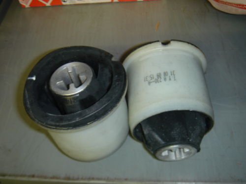 MEGANE 1.5 1.9 2.0 DCI  02-07 REAR AXLE BUSHES X 2 