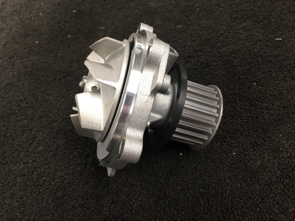  FOR CHRYSLER GRAND VOYAGER CHEROKEE KK WRANGLER DODGE NITRO 2.8CRD WATER PUMP