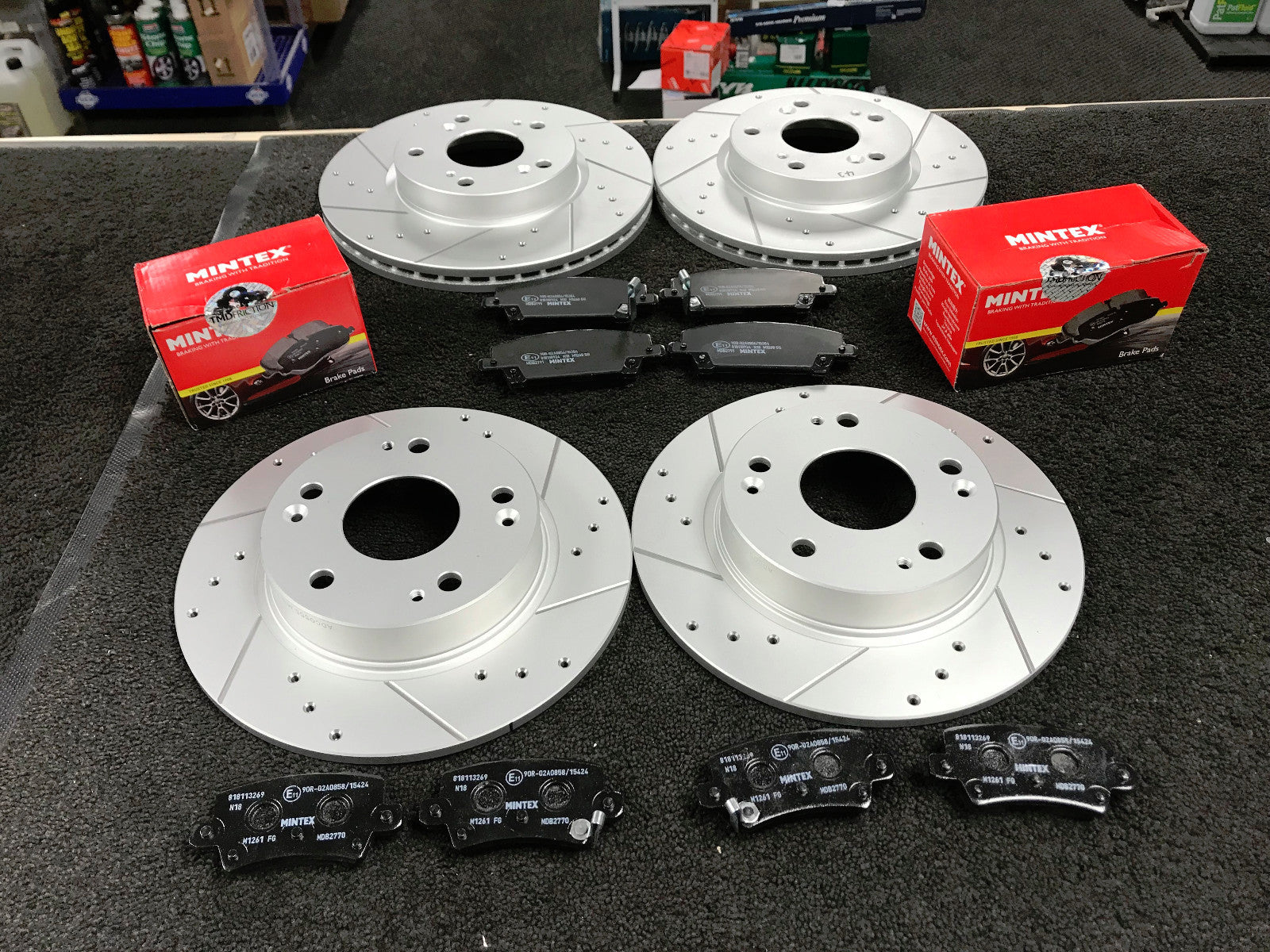 FOR  CIVIC 2.2-i-CTDi DRILLED GROOVED BRAKE DISC MINTEX BRAKE PAD FRONT REAR