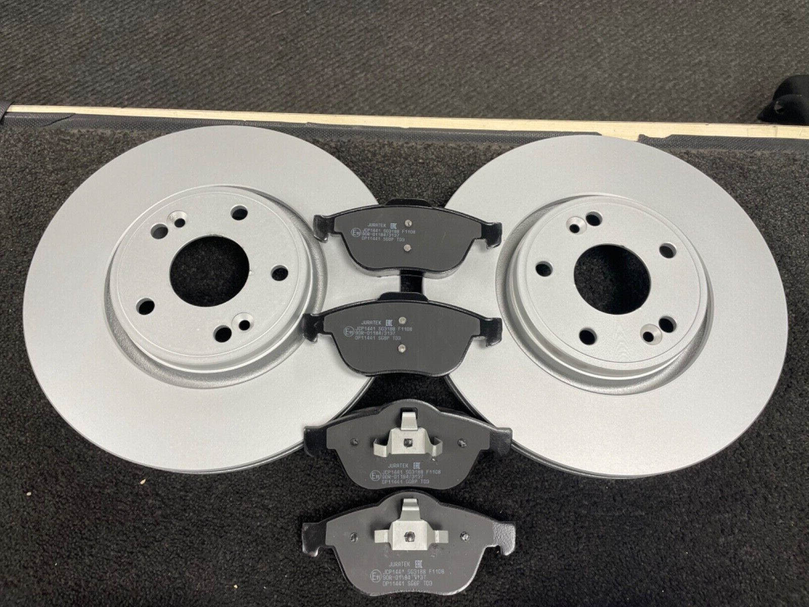 FOR LAGUNA MK2 EXPRESSION DCi 16V FRONT REAR BRAKE DISCS + BRAKE PADS FRONTREAR