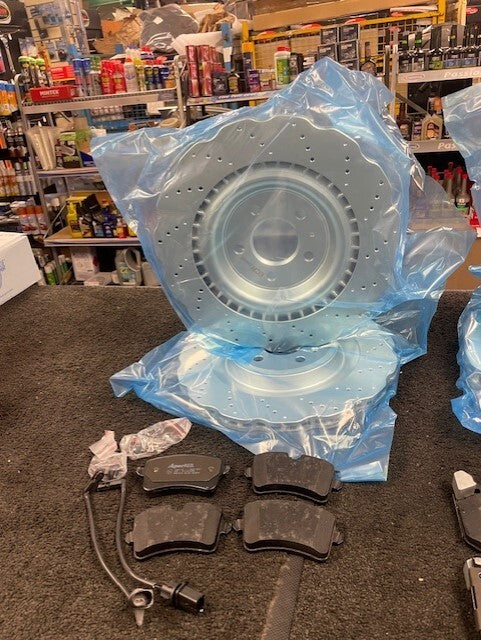 AUDI RS7 QUATTRO 2013-19 BRAKE DISC FRONT REAR + BREMBO BRAKE PAD FULL SET