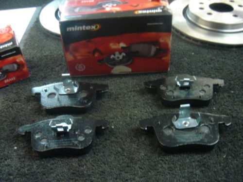 CADILLAC BLS 06- MINTEX BRAKE  PADS FRONT