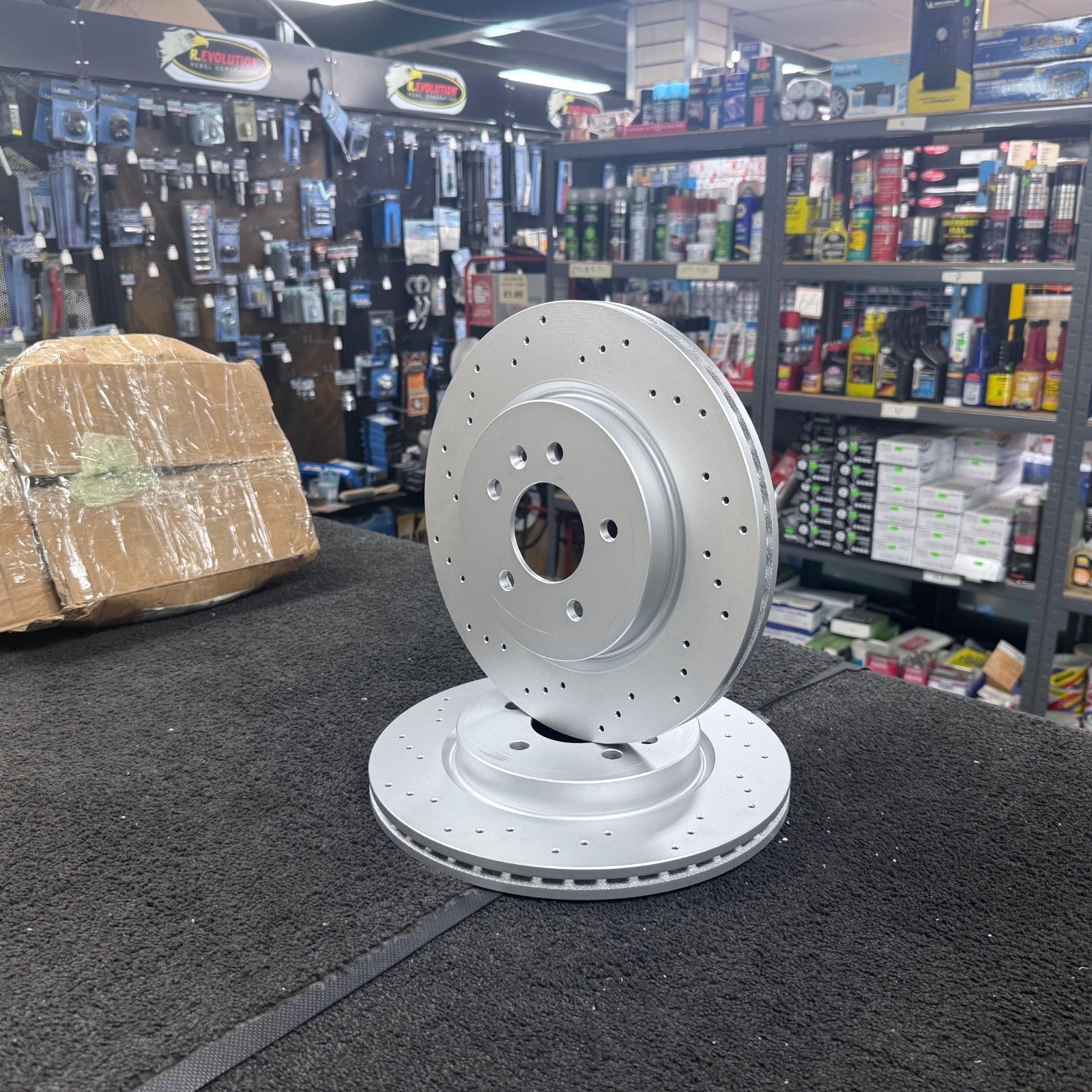 PERFORMANCE REAR DRILLED BRAKE DISCS ASTRA J GTC VXR TURBO 13429575 314MM