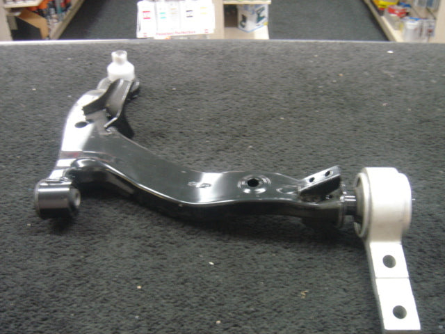 FOR NISSAN MAXIMA J31 04-08 LOWER WISHBONE SUSPENSION ARM BALL JOINT RH SIDE