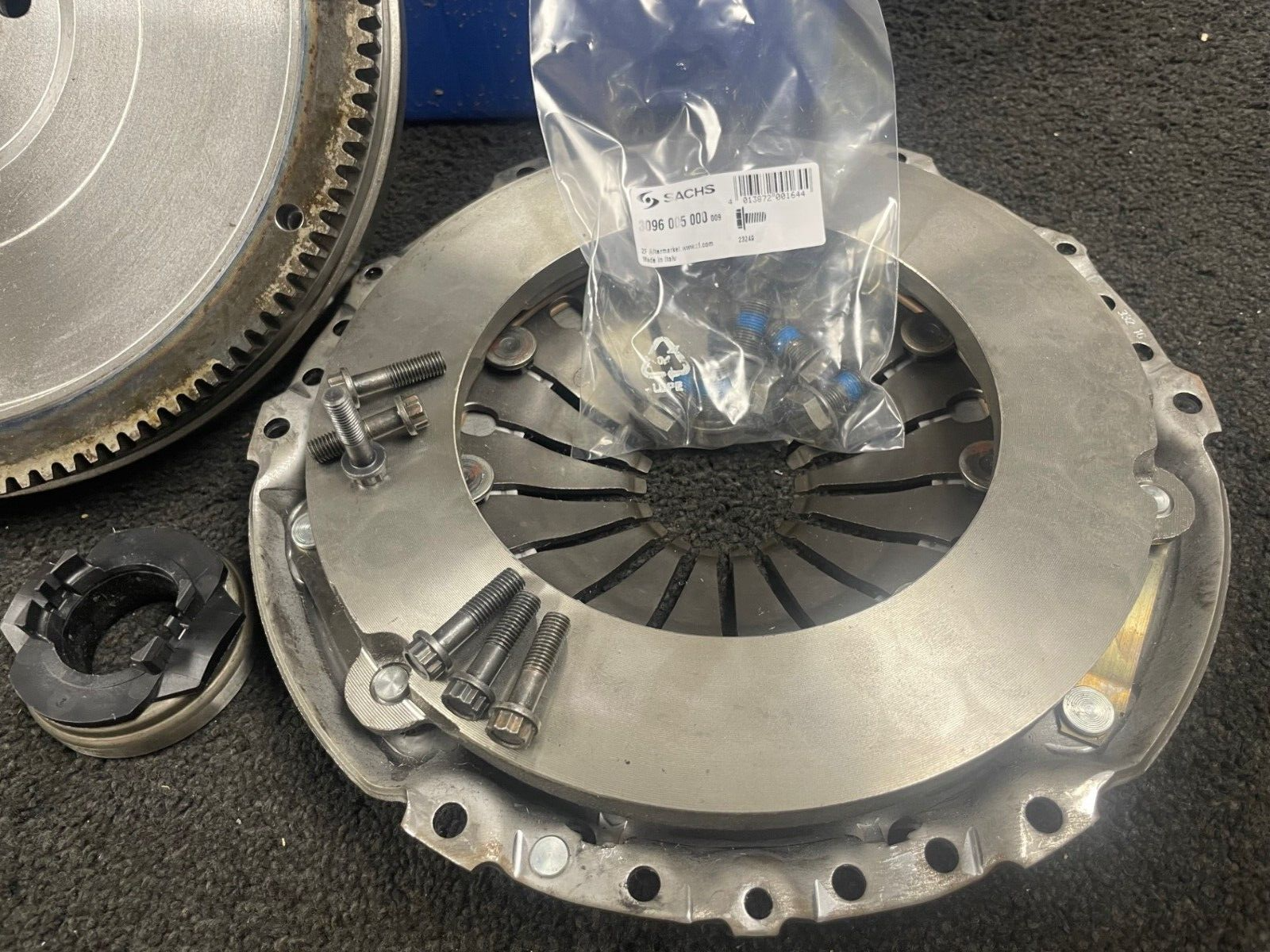 FABIA SCOUT 1.6TDI 5J CAYA CAYC CAYB 2010-2014 SOLID FLYWHEEL CLUTCH KIT 3PCE