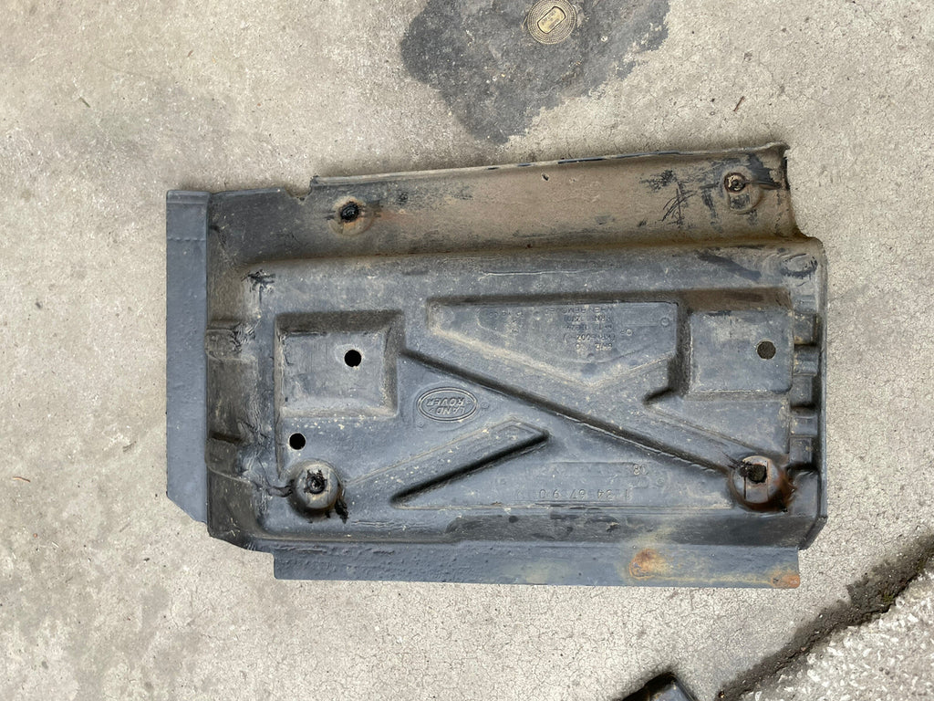 DEFENDER  90 110 PUMA TDCi BATTREY TRAY UNDER SEAT BOX GENUINE