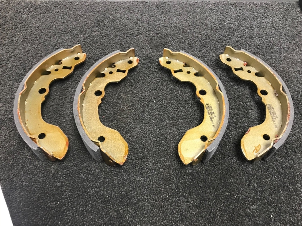 FIT FOR SUZUKI VITARA 1.6 JLX SE  3DR TA01 1991-1996  REAR BRAKE SHOES NEW 