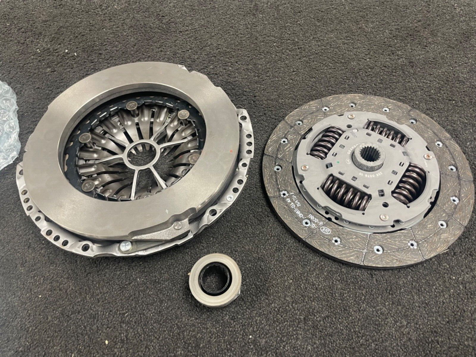 PEUGEOT BOXER 2.0 2.2HDi PUMA BlueHDi  GENUINE LUK 3PCE CLUTCH KIT NEW