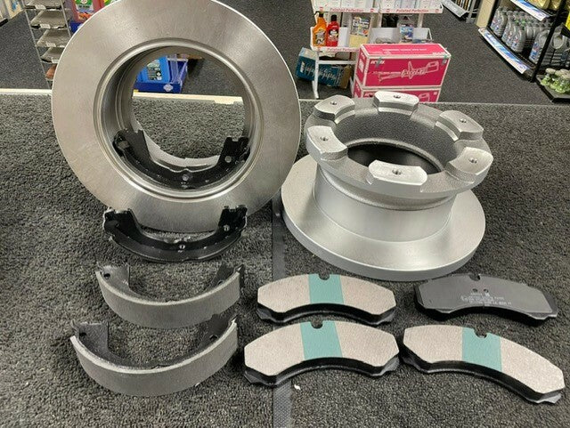 FIT IVECO DAILY 65C14 65C15 65C17 TWIN WHEELER 2001-06 REAR BRAKE DISC PADS SHOE