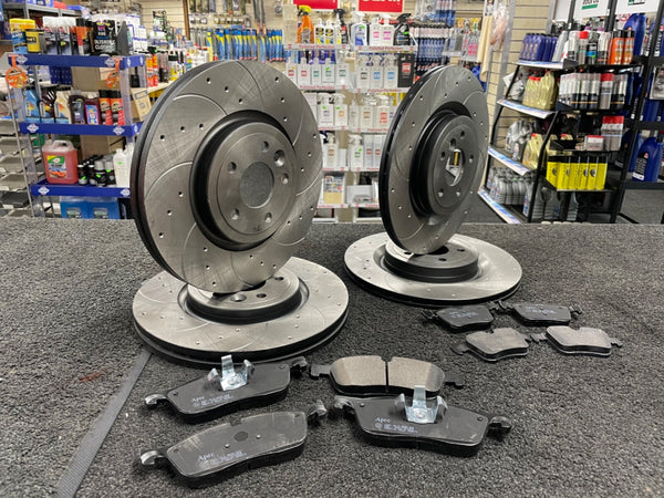 FOR JAGUAR XF XE  FRONT REAR DRILLED GROOVED BRAKE DISCS BRAKE PAD VENTED 350mm