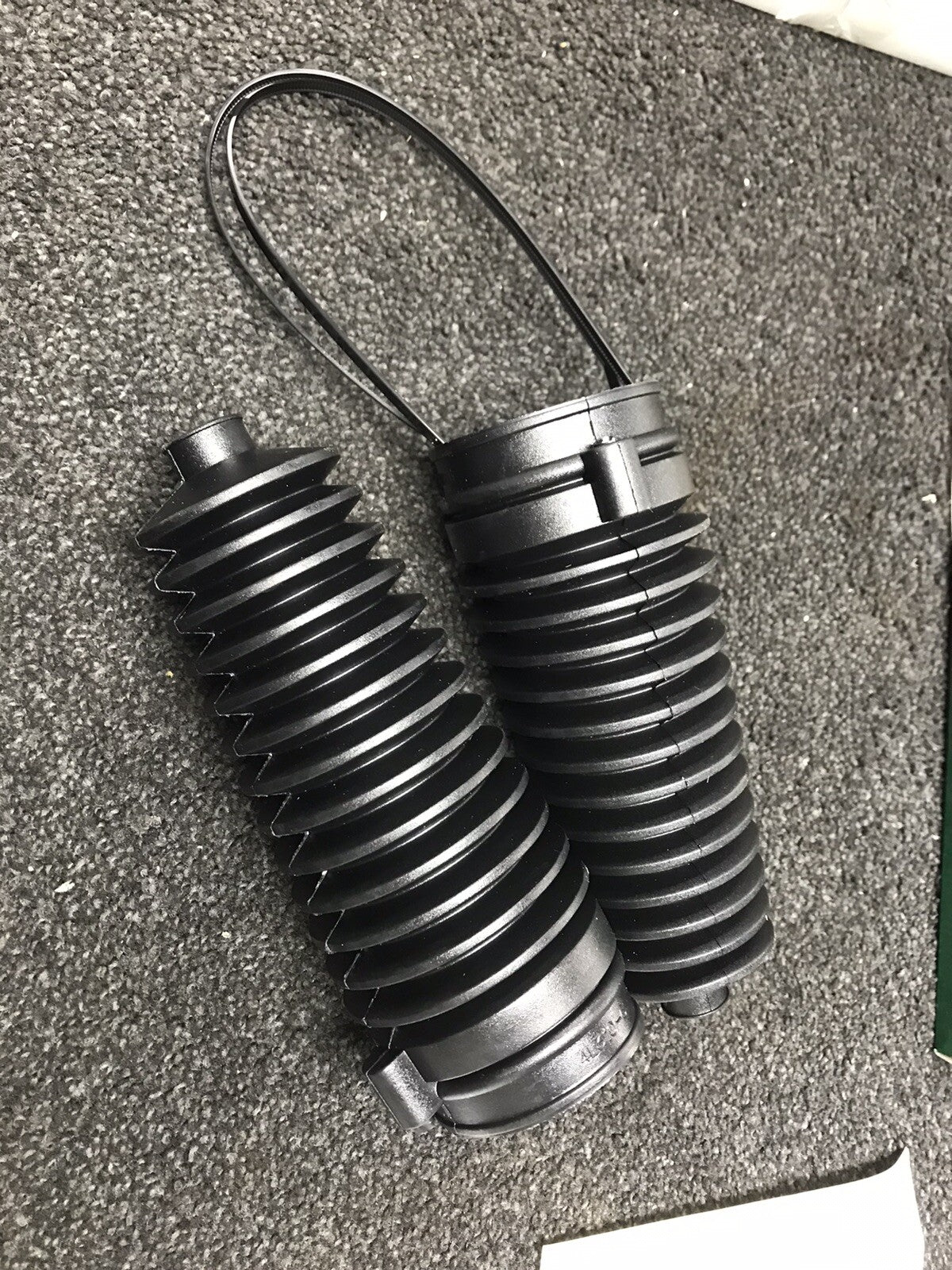 FORD FOCUS MK1 POWER STEERING RACK GAITORS X 2 