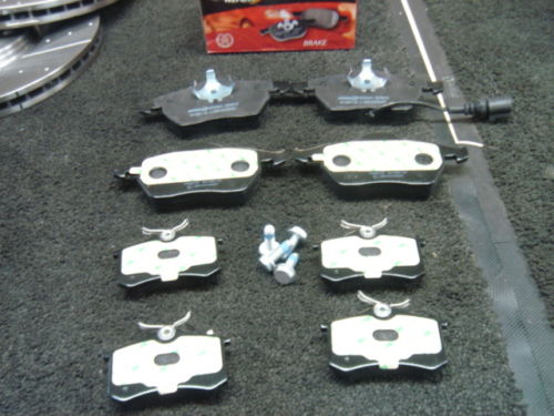 SEAT LEON  1.4 1.6 MINTEX BRAKE PADS FRONT REAR