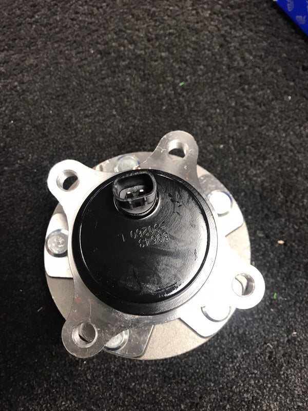 FOR LEXUS GS200t GS250 GS300 GS300h RC200t RC300 RC300h FRONT WHEEL BEARING HUB