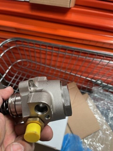 HIGH PRESSURE FUEL PUMP 06E127026G  FOR Audi A4 A5 A6 A7 A8 Q7 3.0L GENUINE