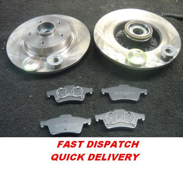 FOR RENAULT LAGUNA MK2 REAR BRAKE DISCS & PADS FITTED WHEEL BEARINGS & ABS RINGS