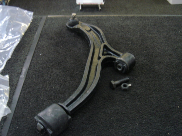 FOR CHRYSLER VOYAGER MK2 96-2000 FRONT LOWER WISHBONE CONTORL ARM LEFT SIDE