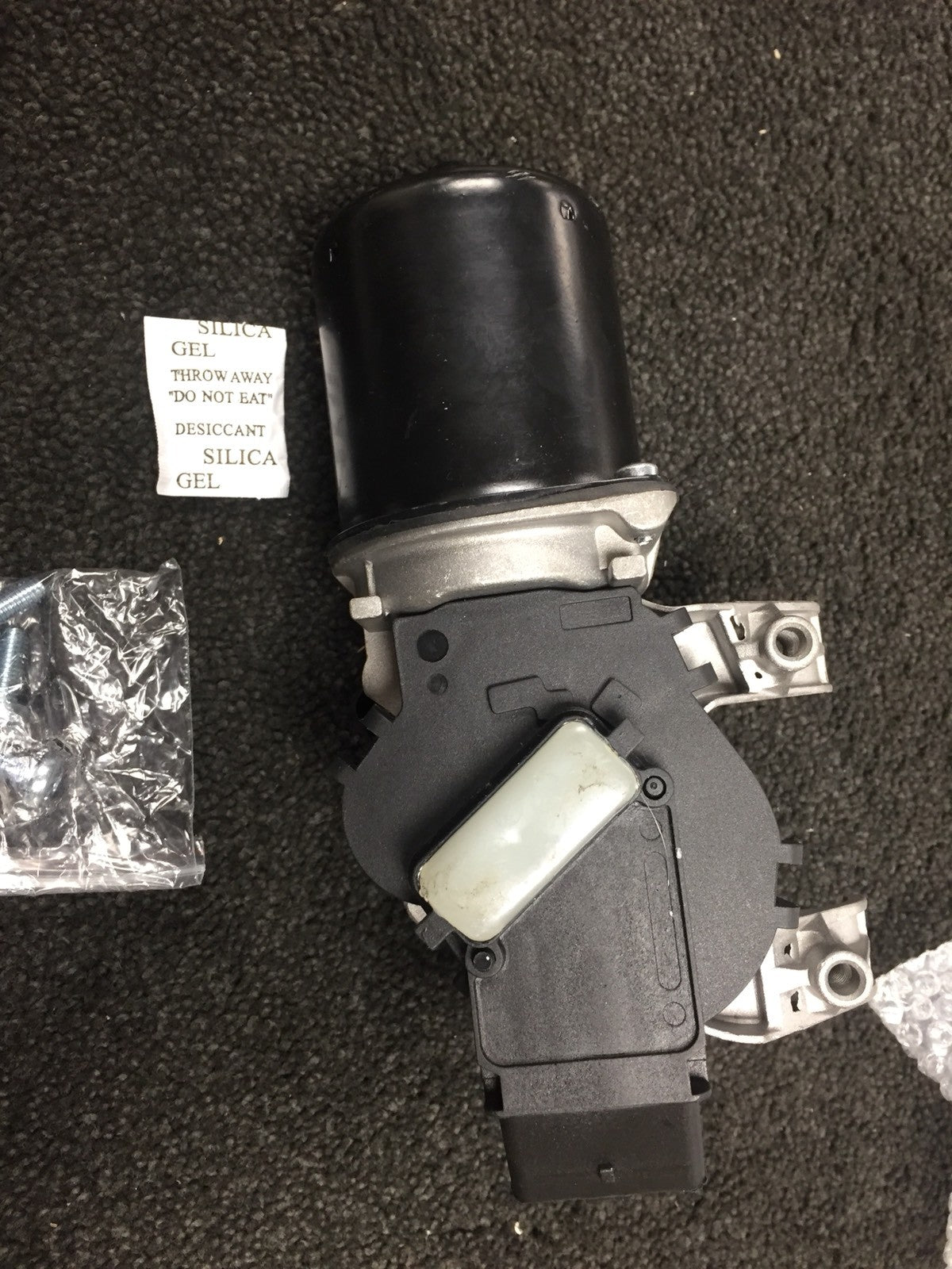 FRONT WIPER MOTOR FOR NISSAN QASHQAI  +2 1.5DCI,1.6,2.0,2.0DCI LEFT HAND DRIVE