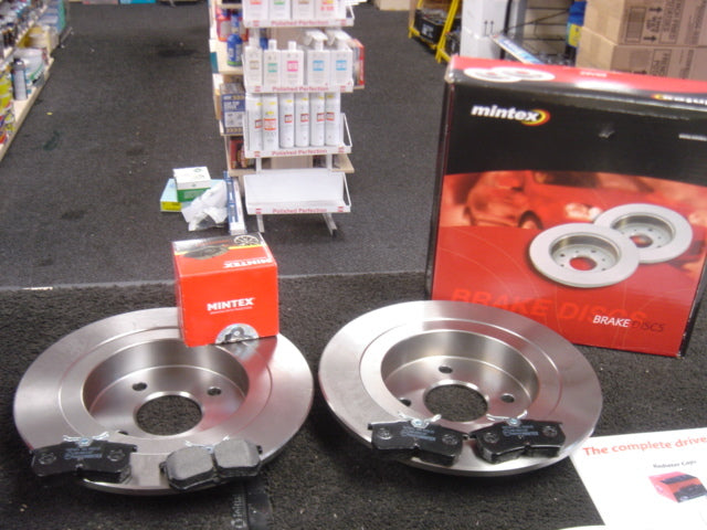 FORD FOCUS RS MK1 REAR BRAKE DISC BRAKE PADS MINTEX  
