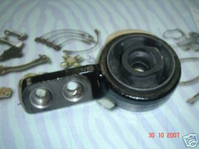 BMW 316 318 320 328 E36 WISHBONE ARM BUSH WITH BRACKET