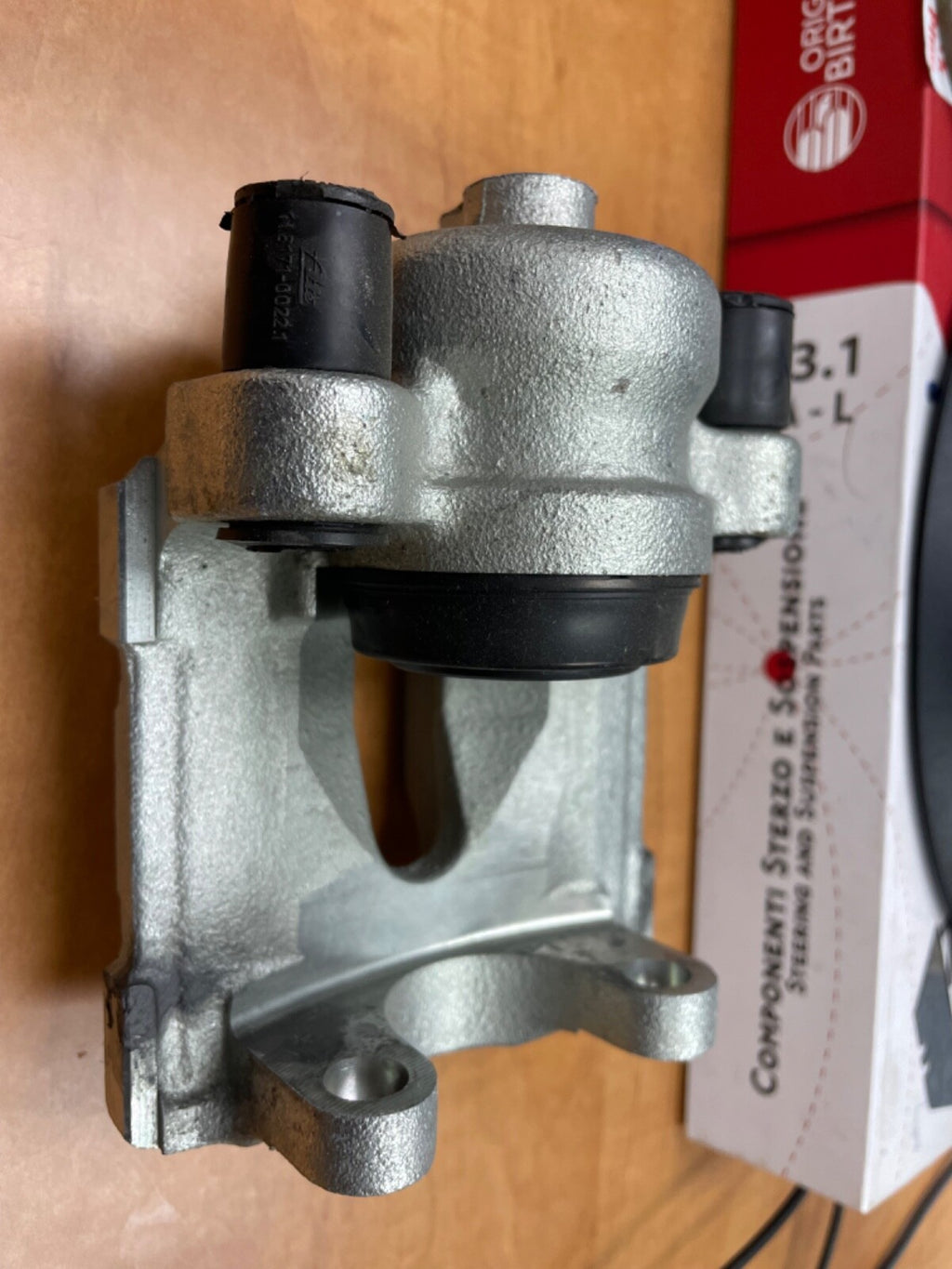 BRAND NEW ORIGNAL GENUINE BMW REAR RIGHT HAND SIDE CALIPER 34 21 6 768 698