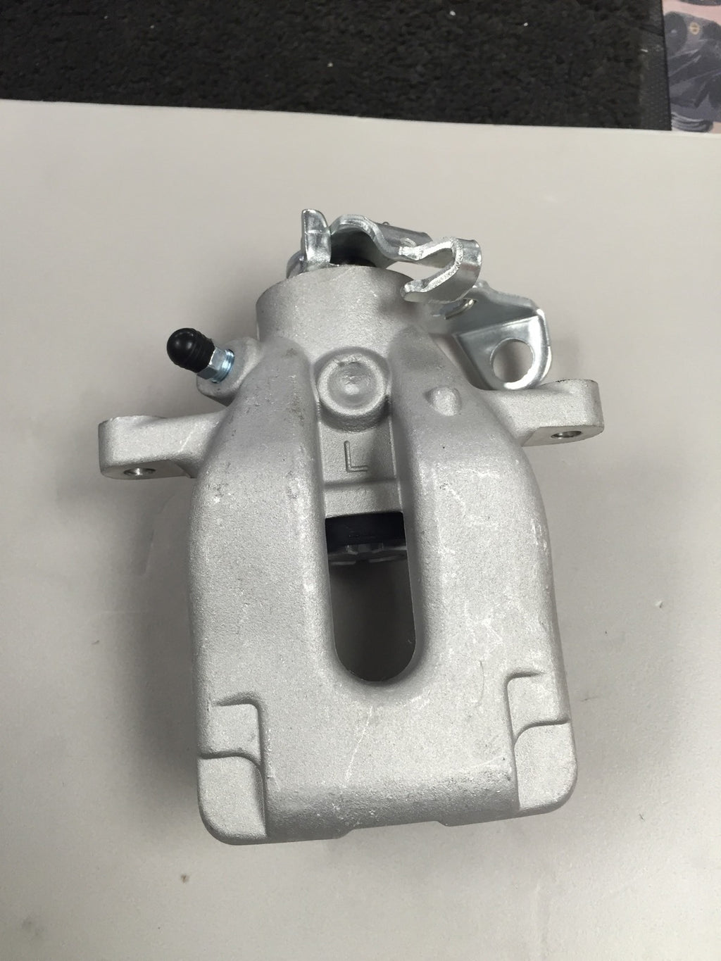 REAR BRAKE CALIPER LH RH  PEUGEOT 207GT BRAKE CALIPER LUCAS